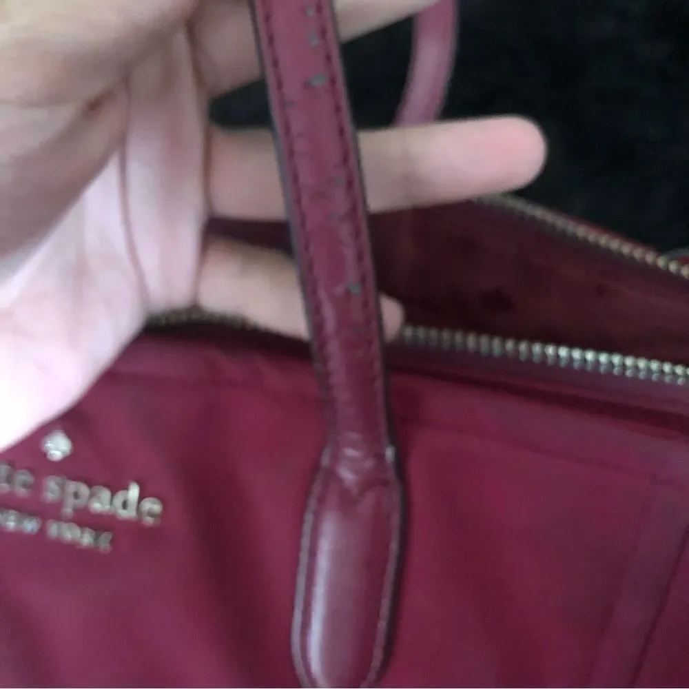 KATE SPADE Chelsea medium tote hand bag purse pockets wine burgundy